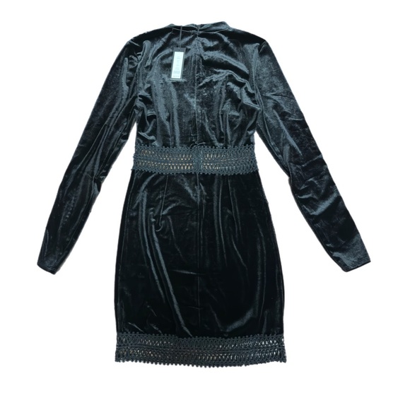 Romeo + Juliet Couture black velvet long sleeve dress - Picture 3 of 4